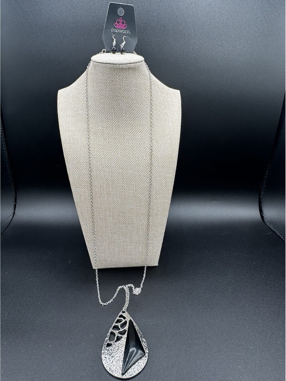 Paparazzi Black Silver Abstract Teardrop Pendant Necklace Earrings Set